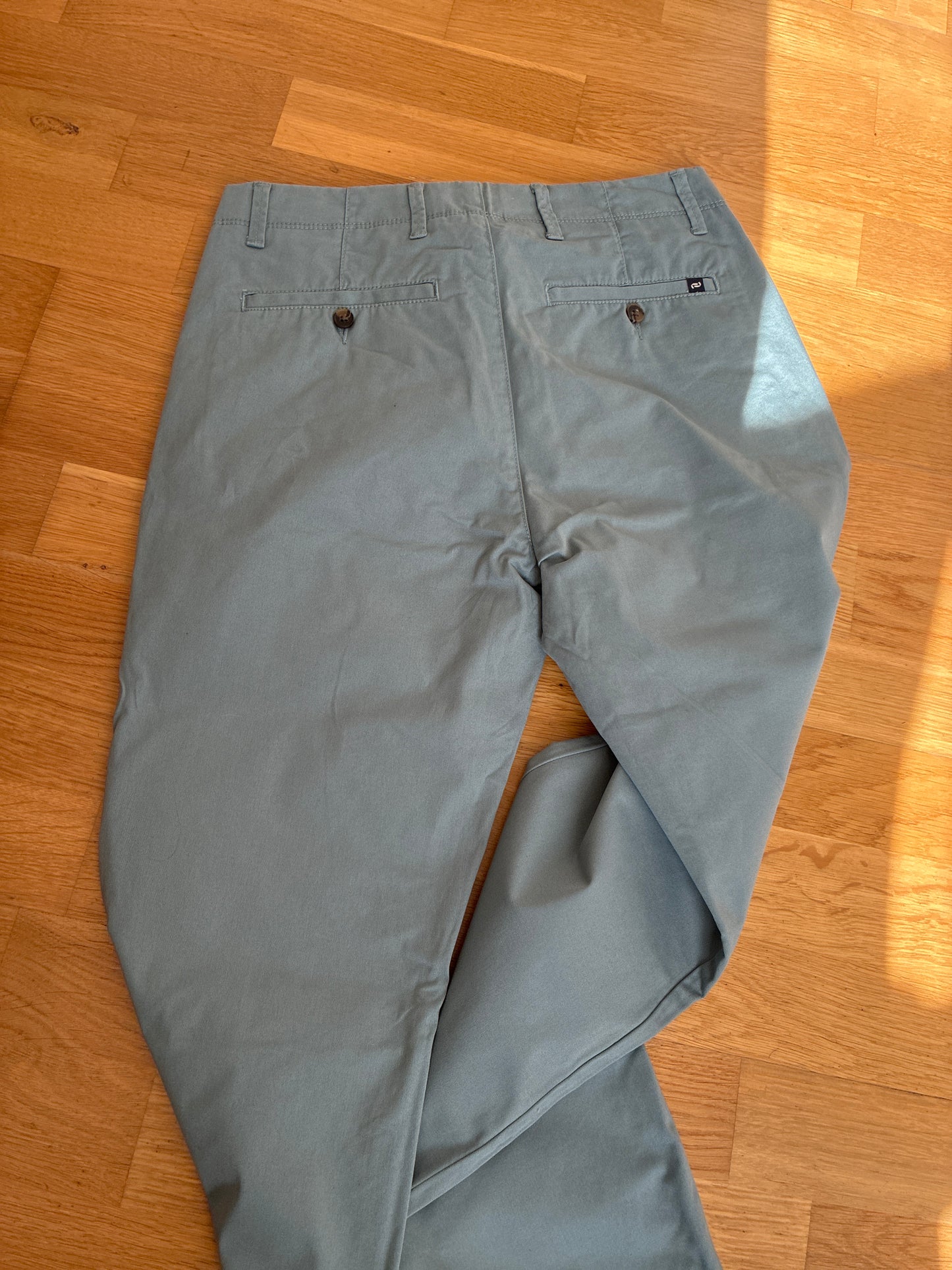 Pantalon chino slim "le parfait by JULES"