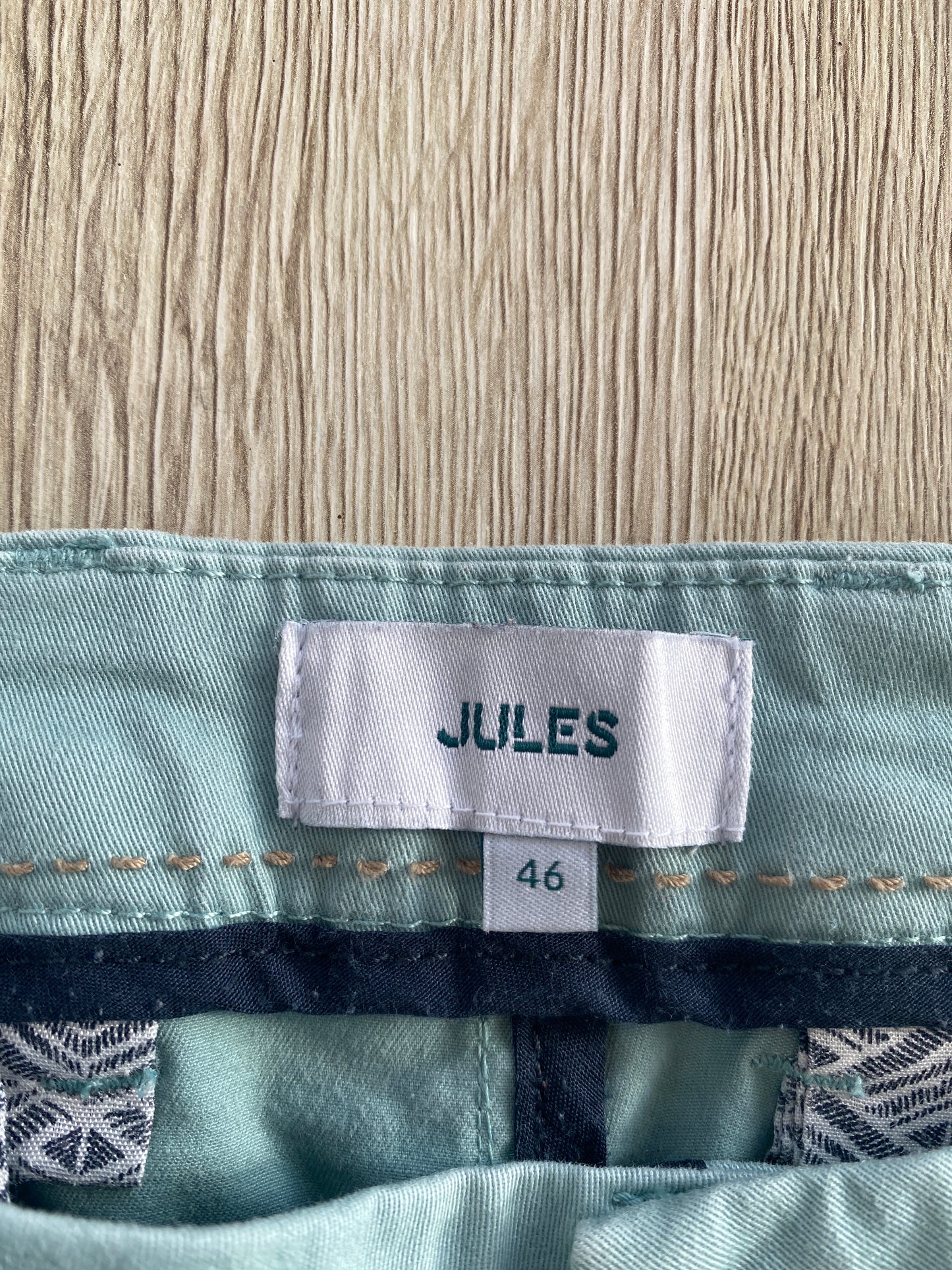 Bermuda chino uni avec ceinture