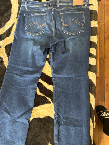 Jean bleu brut, Slim