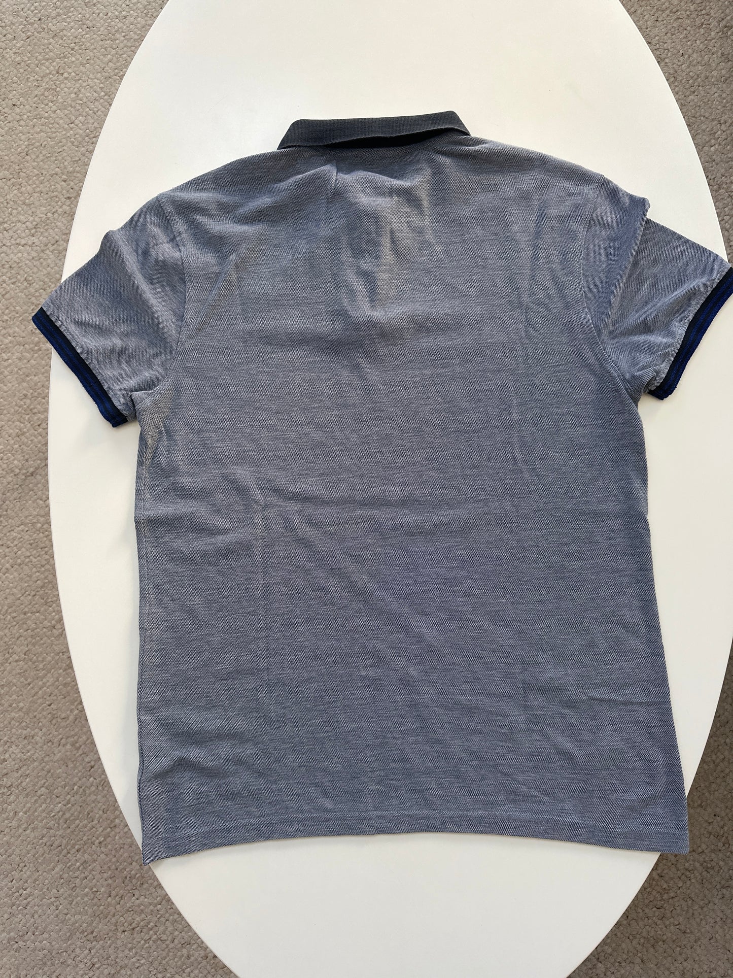 Polo bleu