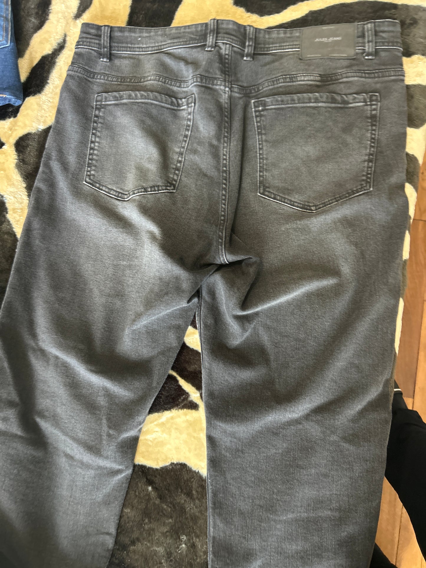 Jean gris foncé straight