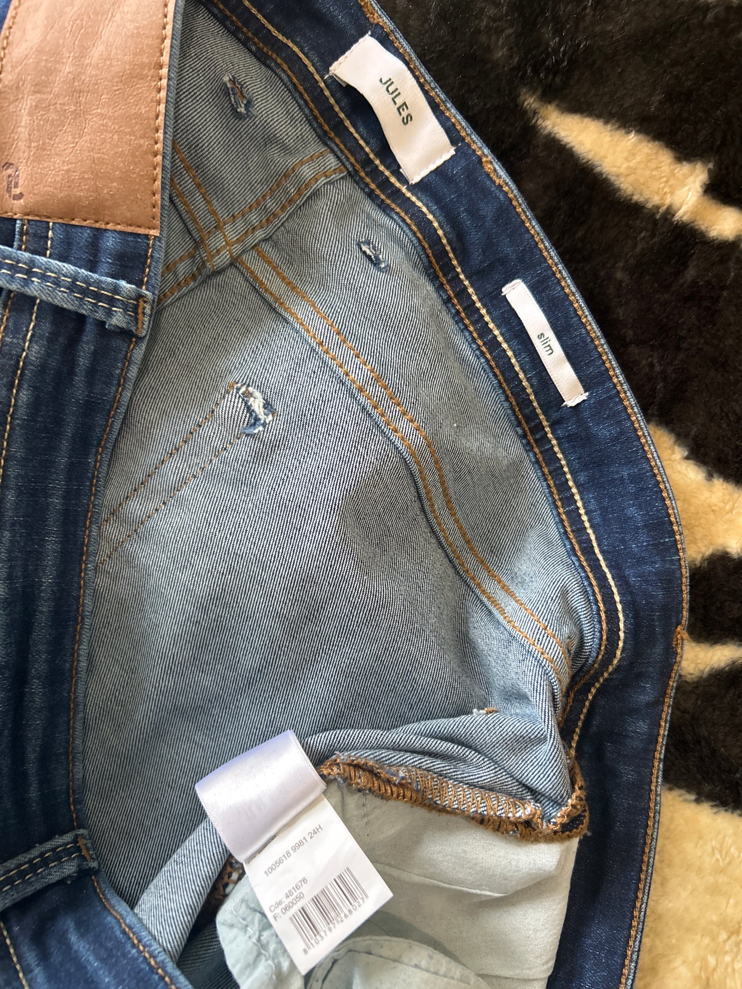 Jean bleu brut, Slim