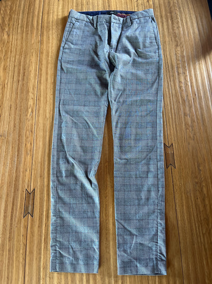 Chino à carreaux coupe slim