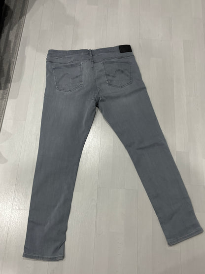 Jean Slim Gris 1er prix