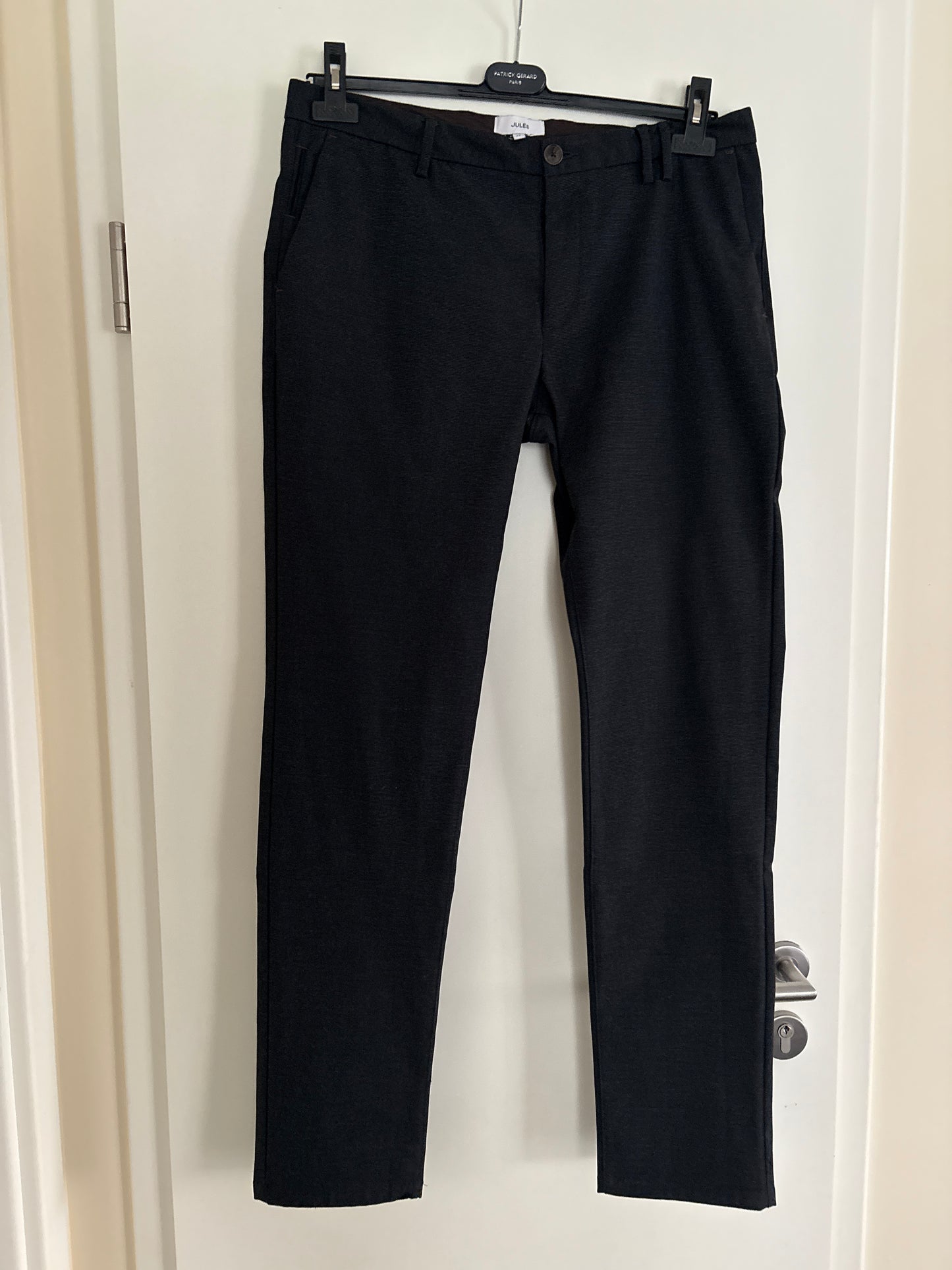 Pantalon chino slim fantaisie intérieur gratté