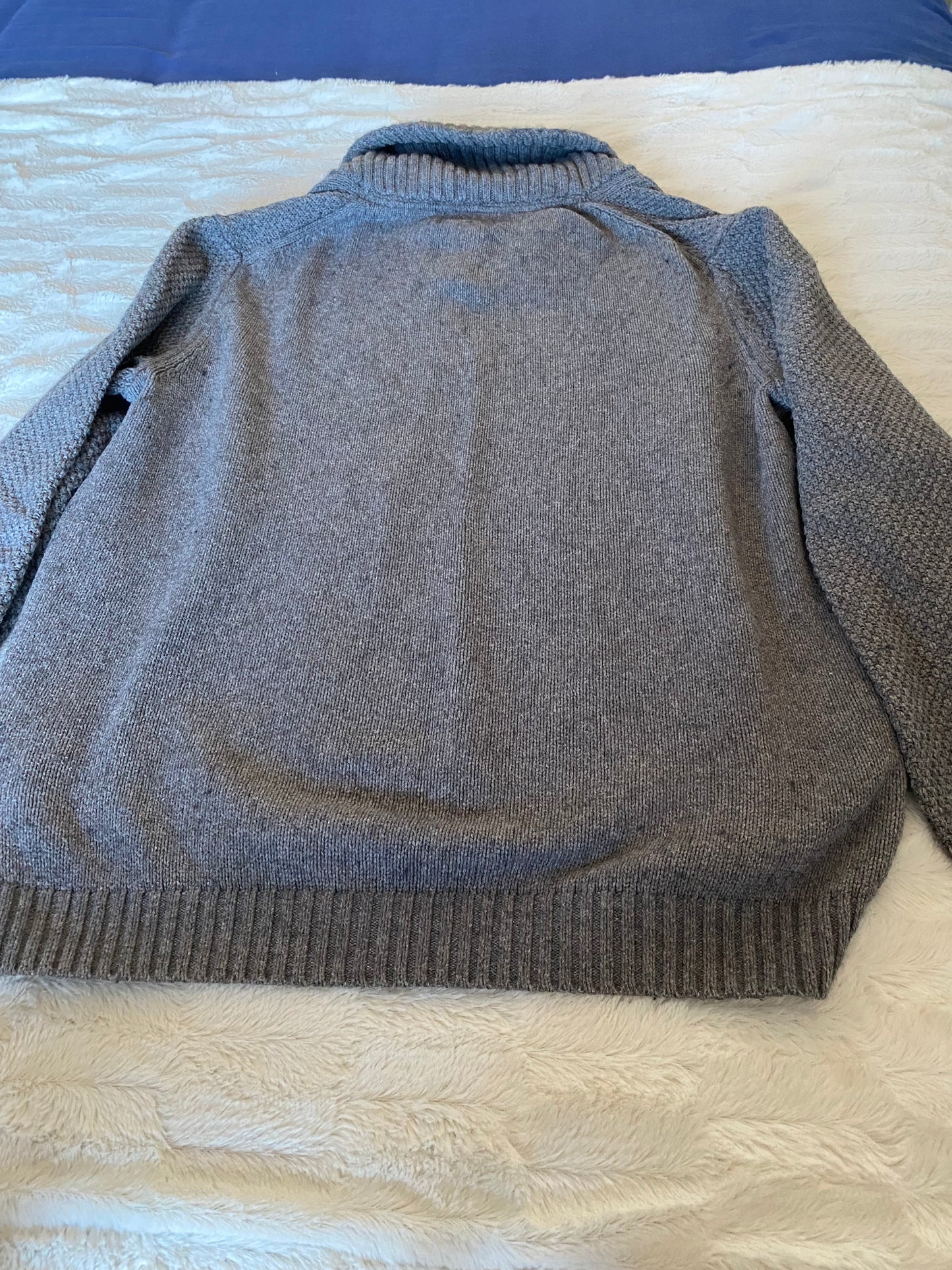 Pull col montant