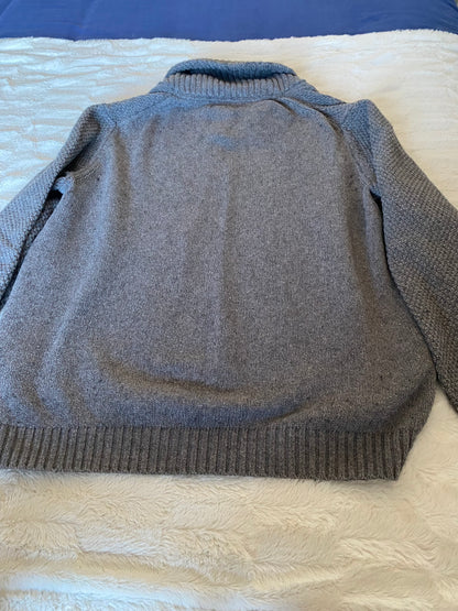 Pull col montant